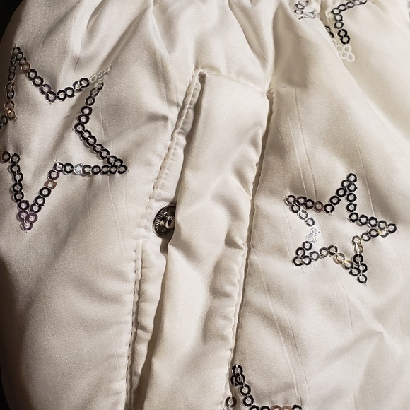 Girls puffer Vest - Picture 2 of 5